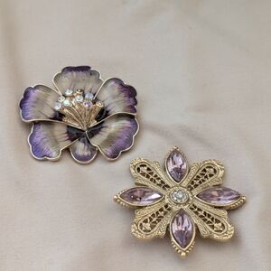 Anne Klein Gold-Tone Brooch. With Enamel Petals & Gold Toned with Purple Accents